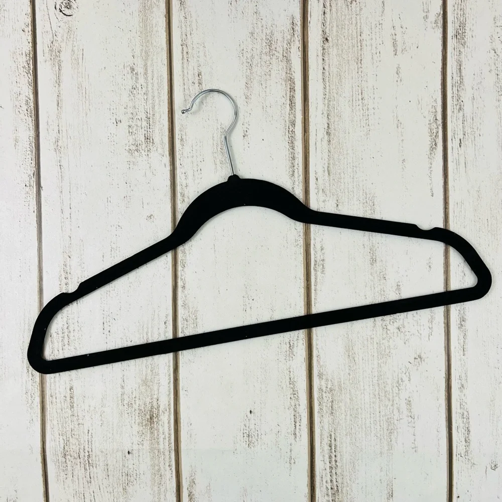 20 Black Velvet Slim Hangers Non Slip